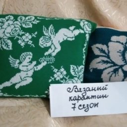 Ангелочки возле роз