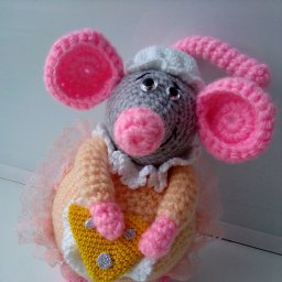 Мышка хозяюшка