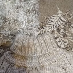 * Свитер для мужа