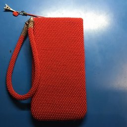 Чехол для телефона из бисера