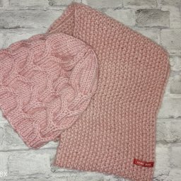 Вязаные комплекты ручной работы