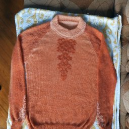 Джемпер для девушки среднего внука