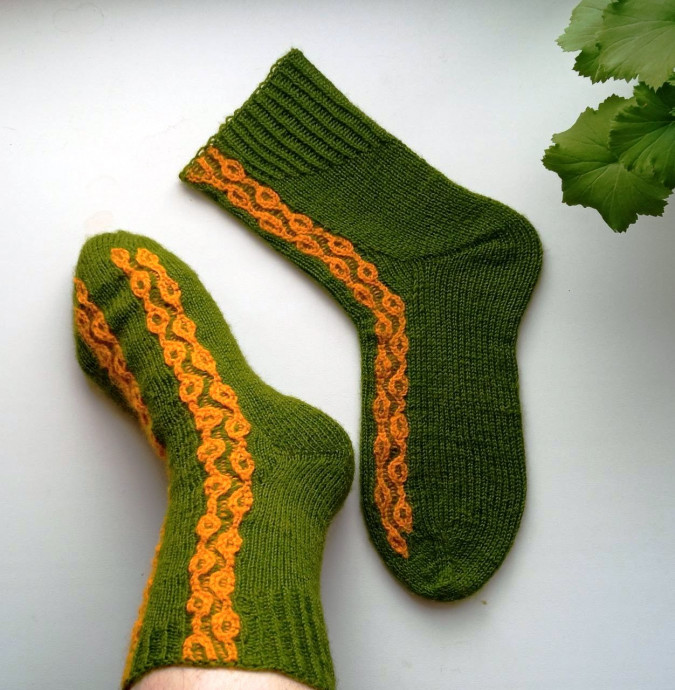 Мои плоды вязания в марафоне sockmadness 2025