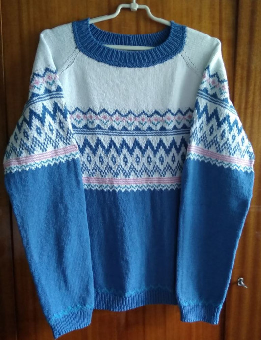 Бело-сине-голубой и немного розового фемели лук