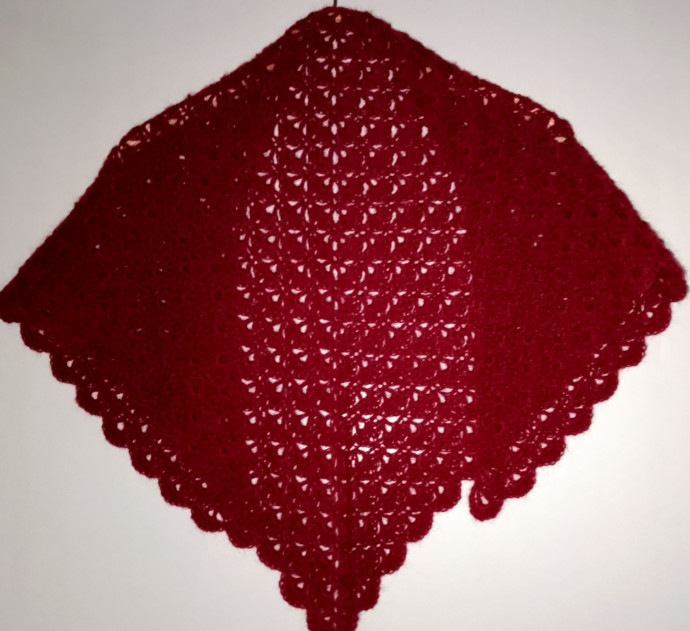 Продам шали ручной работы.