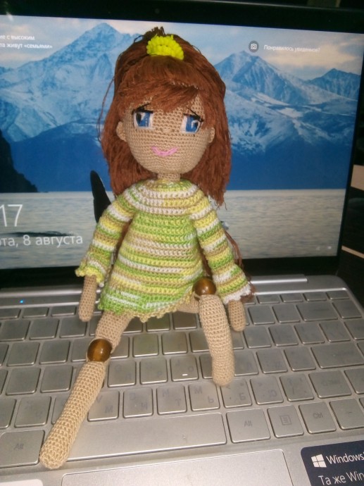 Игровая шарнирная куколка Люся . Игровая шарнирная куколка Люся .