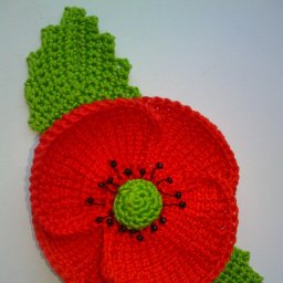 Брошь " Красный мак"