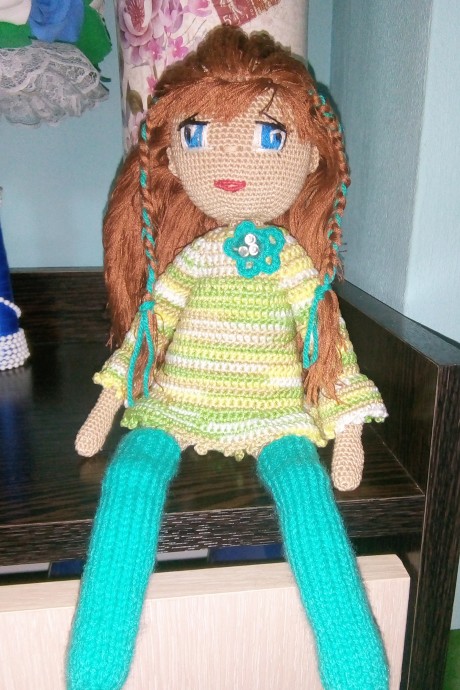 Игровая шарнирная куколка Люся . Игровая шарнирная куколка Люся .