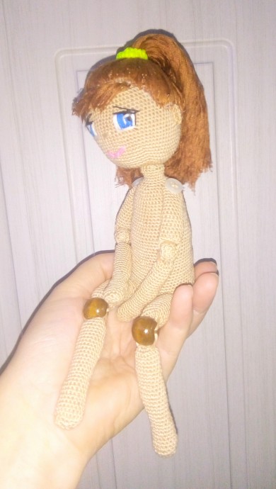 Игровая шарнирная куколка Люся .