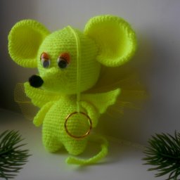 Праздники закончились, а подарочки - нет