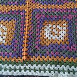 Плед из бабушкиных квадратов