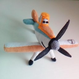 Игрушки на вязальной машине? Почему бы и нет...