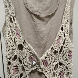 Должен был быть кардиган,а получилась жилетка.