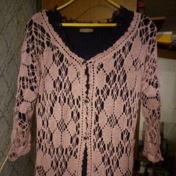 Откопала летнюю кофту..