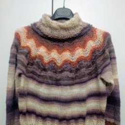 Свитер с круглой кокеткой