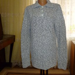 Теплая и мягкая кофта. Спицы. Пряжа букле.