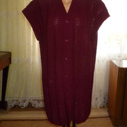 Или такая безрукавка ?