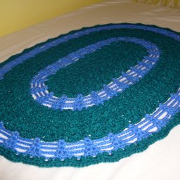 Коврик. Размер 90х50 см. Моя первая работа крючком.