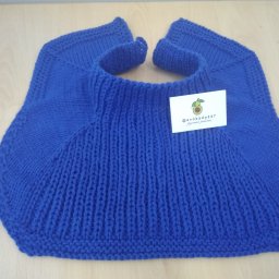 Манишка василькового цвета