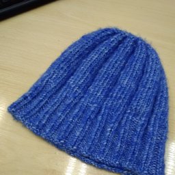 Шапка мужская из пряжи Фиджи