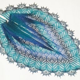 Шаль спицами из Кауни