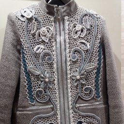 Куртка со вставкой из ирландского кружева