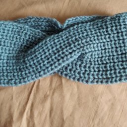 Повязка на голову.