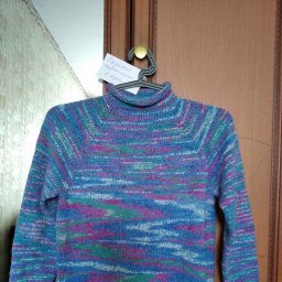 Пуловер для внученьки.