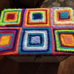 Украшаю кухню. Одёжка на ларь "калейдоскоп".