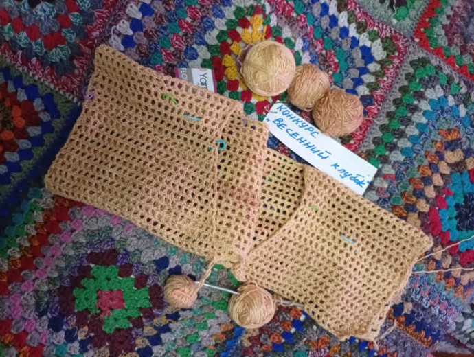 Туника сеточкой.
