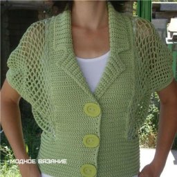 Эфектное болеро-жакет на пуговицах