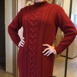 Вишневое платье