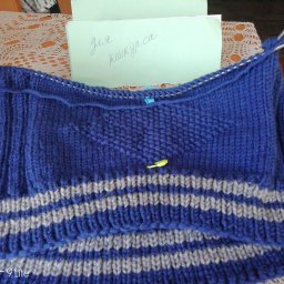 Мужская безрукавку спицами