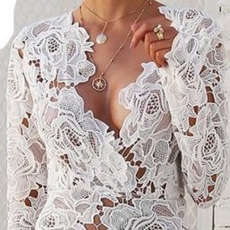 Дорогие рукодельницы! Может кто-нибудь знает как вязать такую красоту?