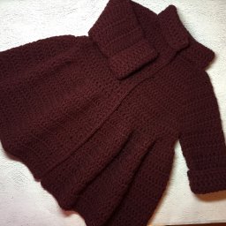 Пальто на девочку 1,5 года.