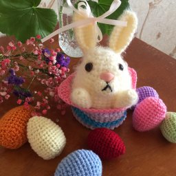 Пасхальный кролик-сюрприз