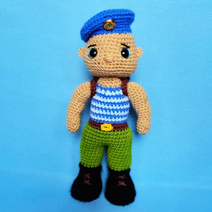 Десантник вязаный крючком