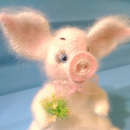 Белая пушистая Хрюля