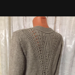 А на спине сюрприз :)