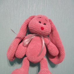 Плюшевый зайка.