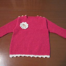 Две кофточки.