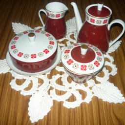 Салфетки под чайный сервиз.