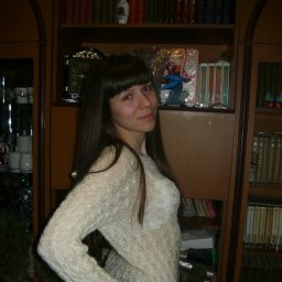 Две кофточки с бантом сзади!!!