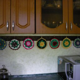 Интересный декор для кухни.
