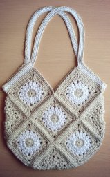 Летняя сумочка из мотивов крючком.