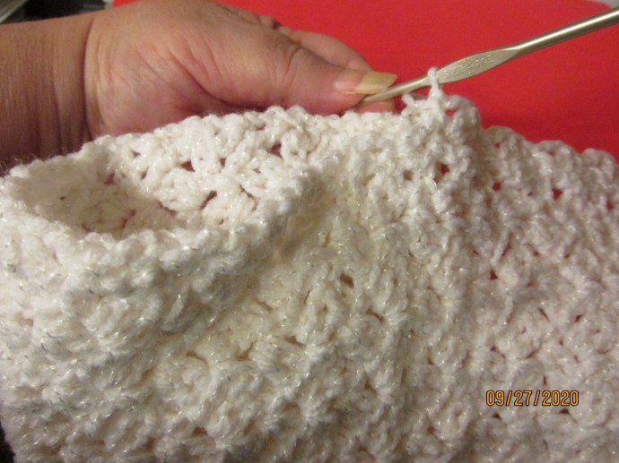 BAG: White "Sedge Stitch" Clutch Style, Crochet Purse.