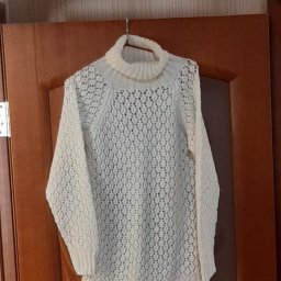 Женский свитер