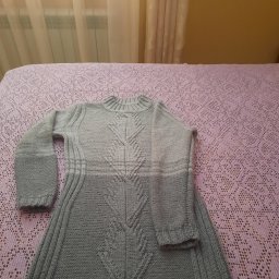 Вязаное платье
