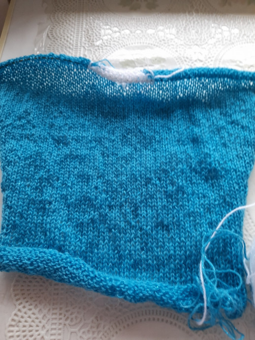 Костюм спицами "Волшебный цветок" Костюм спицами "Волшебный цветок"