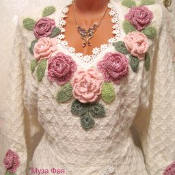 Декор из роз крючком